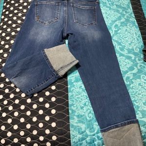 Kut from the Kloth denim capris